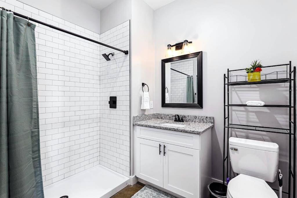Brand New Condo Near Downtown Nash W Washer Dryer Nashville Extérieur photo